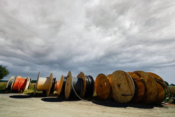 Es geht los: Glasfaser kommt nach Karlsruhe